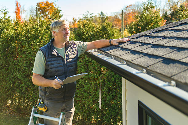 Professional Roofing technician working in Oakwood, OK